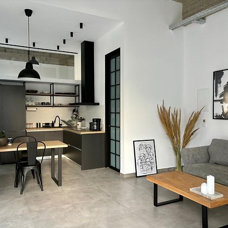 Industrial Loft Comfort Living Ираклион Экстерьер фото