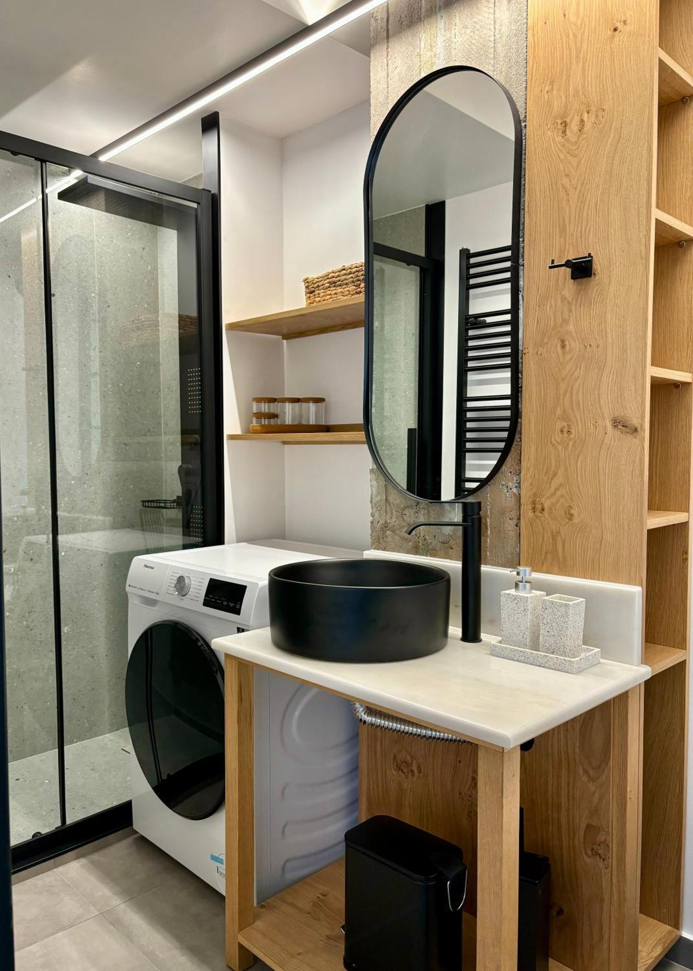 Industrial Loft Comfort Living Ираклион Экстерьер фото