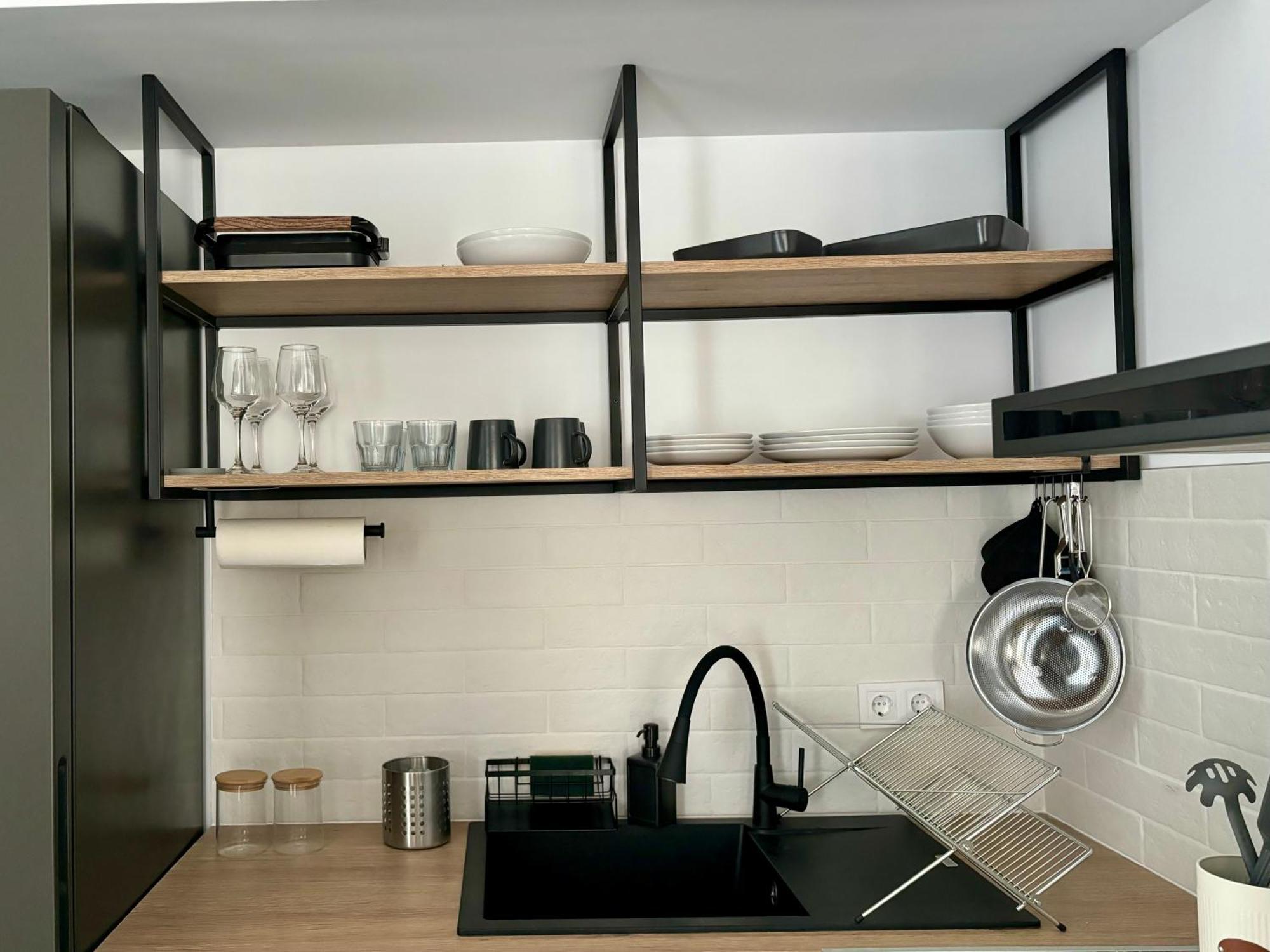 Industrial Loft Comfort Living Ираклион Экстерьер фото